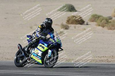 media/Oct-30-2025-Racers Edge (Thu) [[dabbdaf680]]/3-B Group/Session 2 (Bowl Exit)/